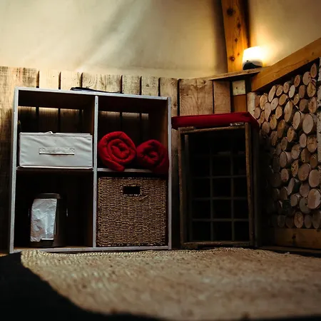 Eco Bivouac Village Igloos Annecy - Le Semnoz - A 20 Minutes D'Annecy Exterior photo