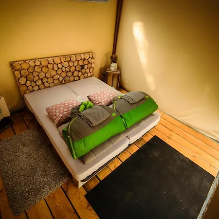 Eco Bivouac Village Igloos Annecy - Le Semnoz - A 20 Minutes D'Annecy Exterior photo